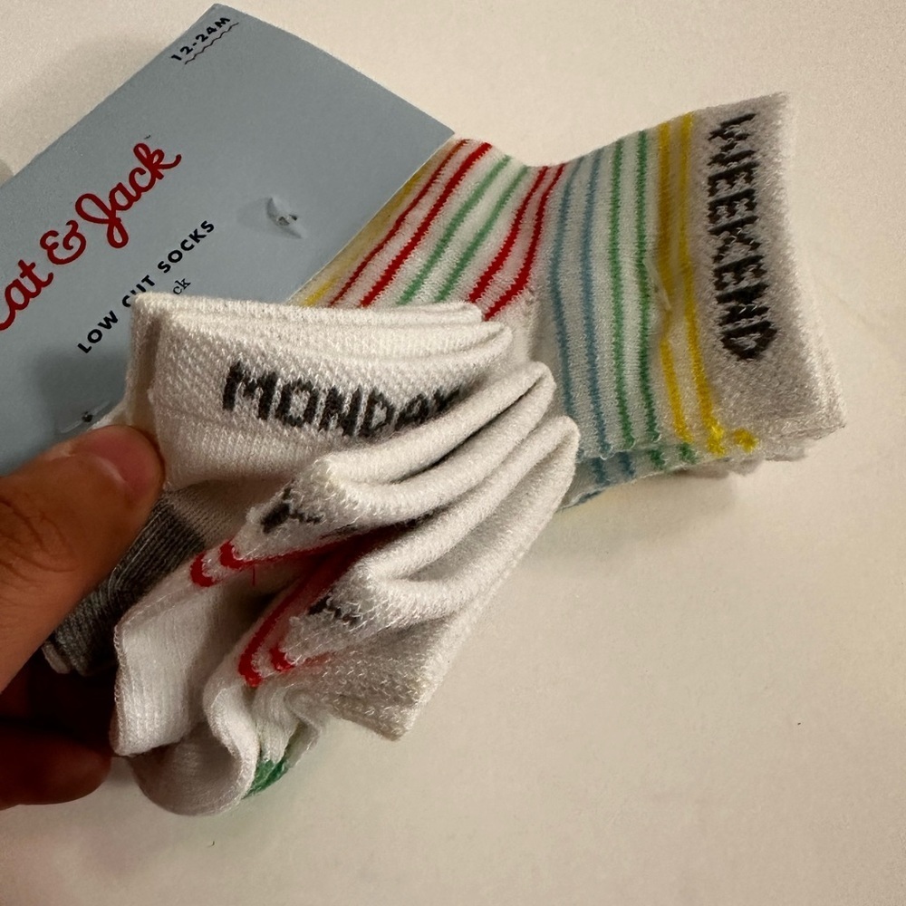 🧦 NWT Cat & Jack 6pk Kids Low-Cut Socks - Weekdays (6-12 Months) 🧦 - Picture 3 of 8